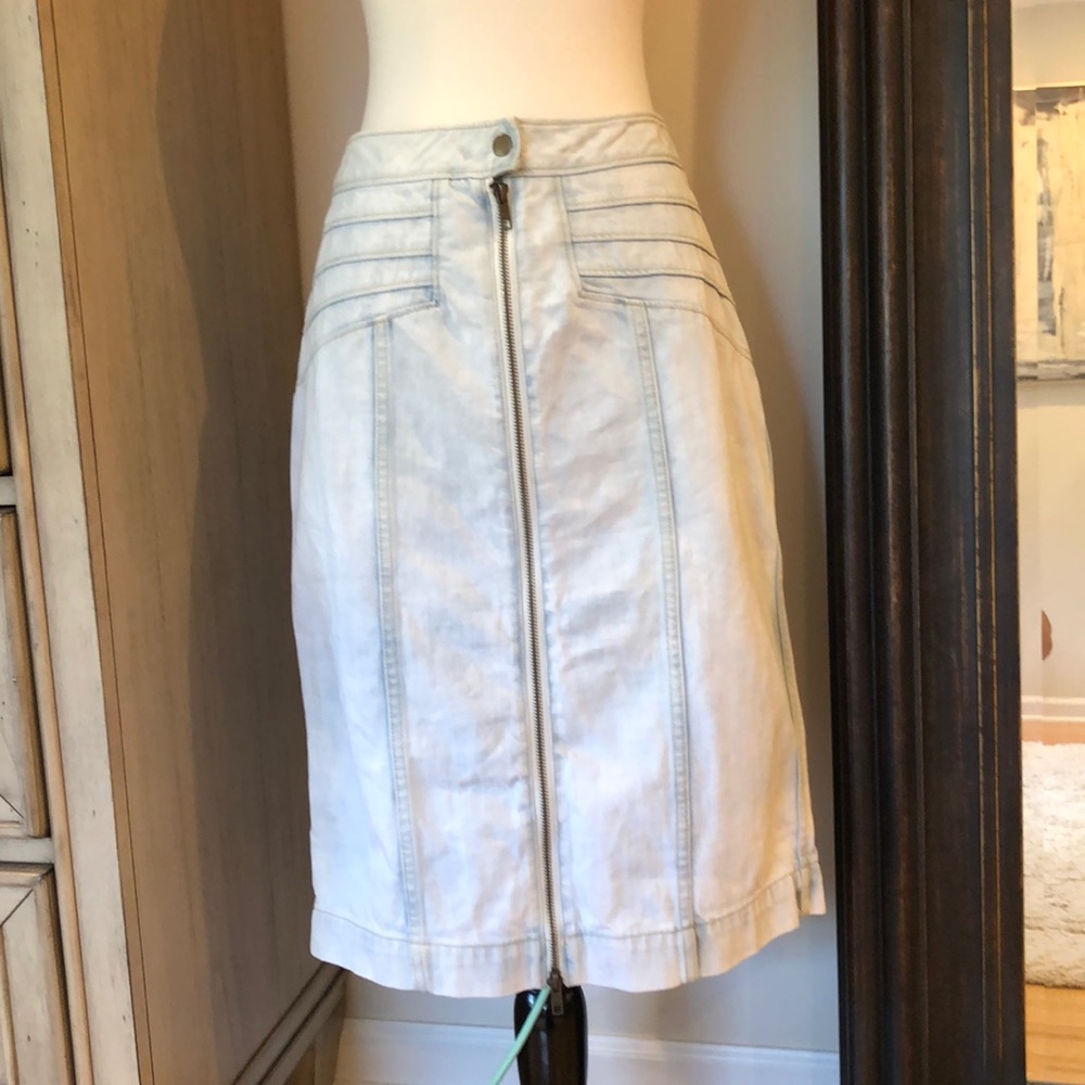 Pilcro stonewash jean skirt Anthropologie 8